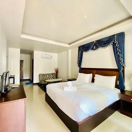 The Leaf&pool Kohlarn เดอะลีฟ&พลู ที่พักเกาะล้าน Hotel *