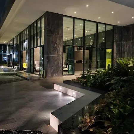 อพาร์ทเม้น The Base Location