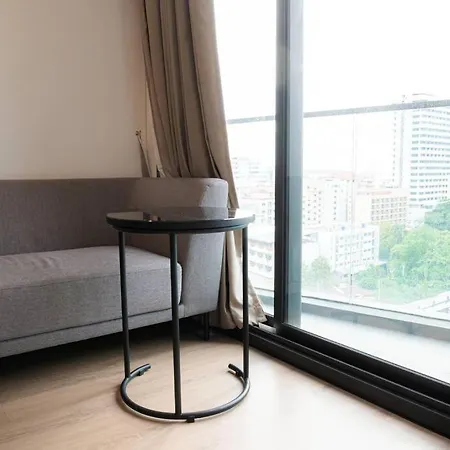 Edge Central 2 Bedroom Sea View * Pattaya