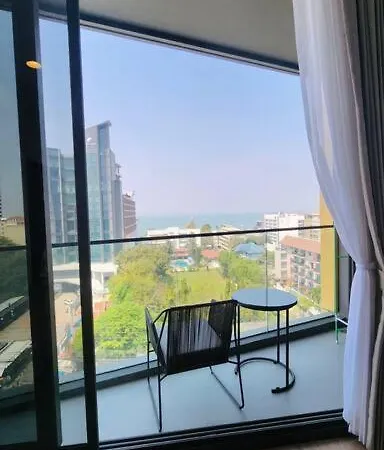 Edge Central 2 Bedroom Sea View Pattaya