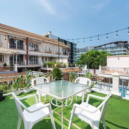 The Terrace Pratumnak Pool Pattaya