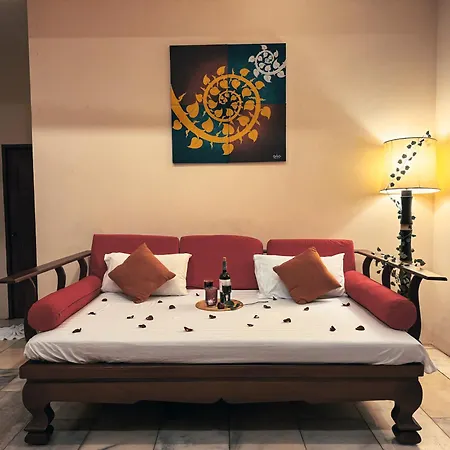 โรงแรม Raya Private Pool Pattaya