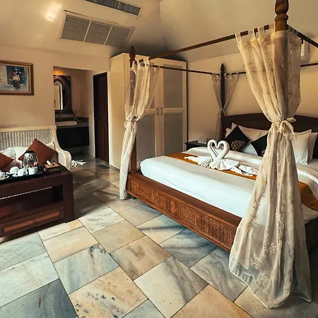 Raya Private Pool โรงแรม *