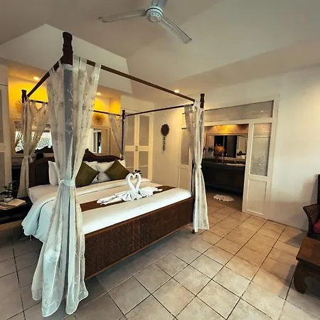 Raya Private Pool * Pattaya