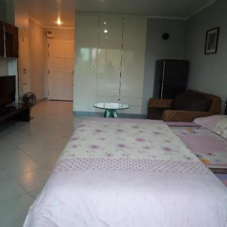 Apartment A.d. Wongamat Beach By Owner