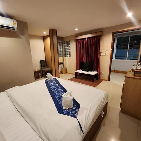 โรงแรม สตาร์ เรสซิเดนส์ โฮเทล