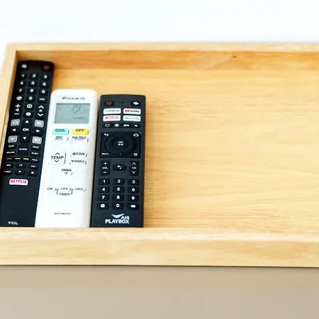 Apartment Edge #0182 *