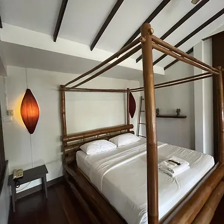 Keerati Hotel 2*