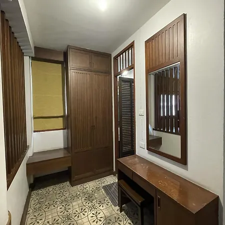 Keerati Hotel 2*