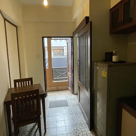 Keerati Hotel 2*