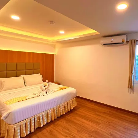เดอะพรีวี่ โรงแรม