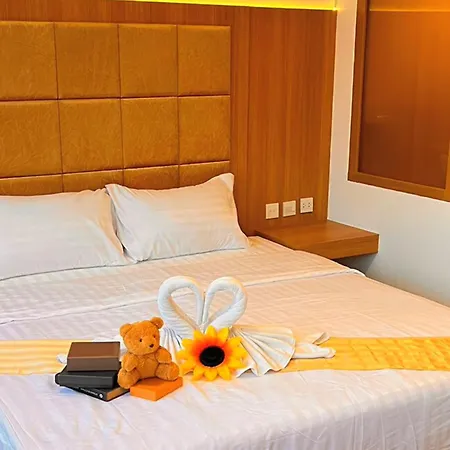 เดอะพรีวี่ โรงแรม