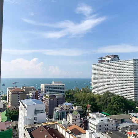 Apartment The Base Prime - Pattaya