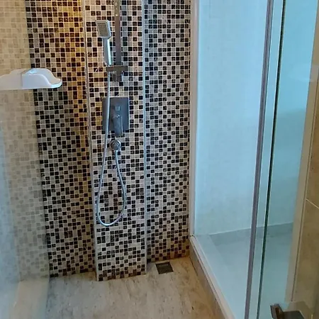 Grand Avenue - Pool-view Suite, 55sqm Apartment