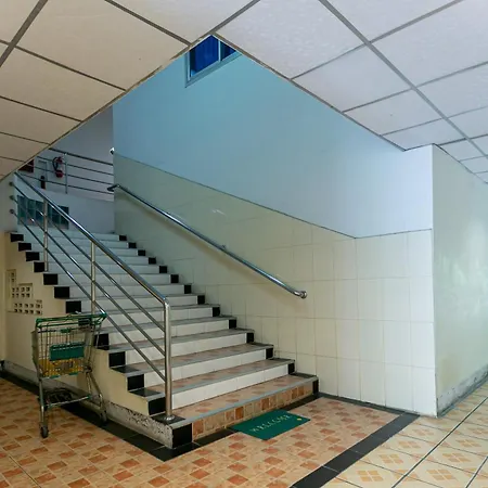 โรงแรม Deeden