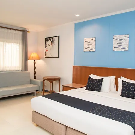 S Formally Sabai โรงแรม 3*