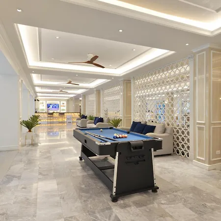 โรงแรม เดอะเบเวอร์ลีโฮเทลพัทยา 4*