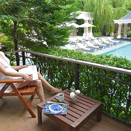 เดอะเบเวอร์ลีโฮเทลพัทยา Pattaya