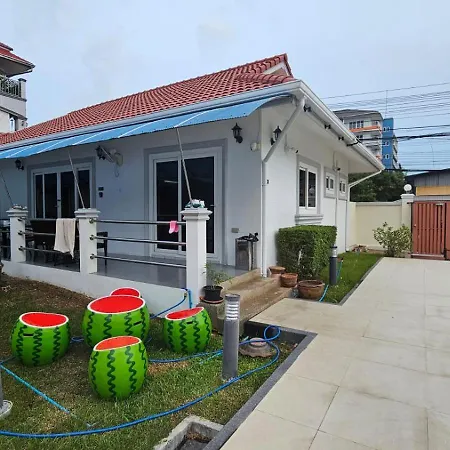1-huge Pool, Bbq, 300m-beach, 8 Mins To Walking Street * Pattaya