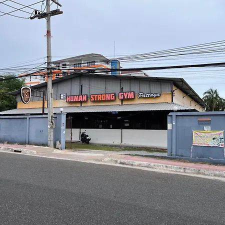 1-huge Pool, Bbq, 300m-beach, 8 Mins To Walking Street * Pattaya