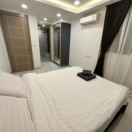 Exclusive Arcadia - Amazing Pools & Gardens, Gym, Sauna, Waterfalls, Jacuzzi, Fast Internet Pattaya