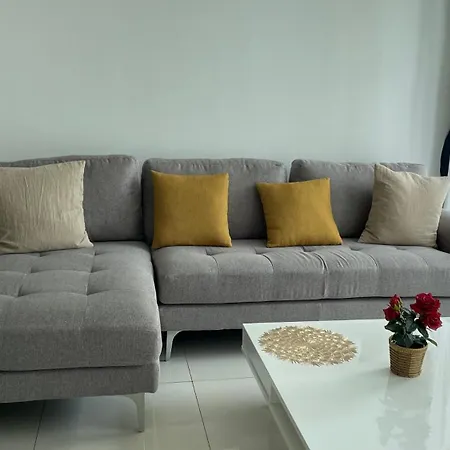 Exclusive Arcadia - Amazing Pools & Gardens, Gym, Sauna, Waterfalls, Jacuzzi, Fast Internet