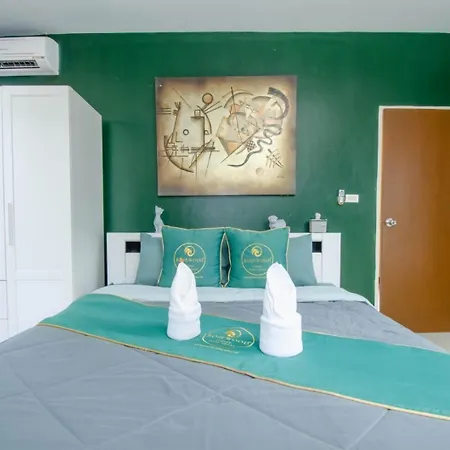 Rosewood Pool 1 โรงแรม