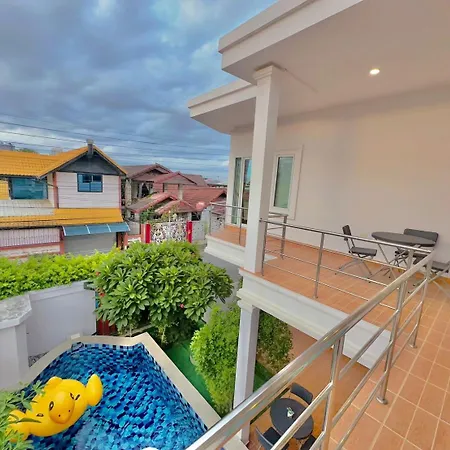 Rosewood Pool 6 Hotel Pattaya