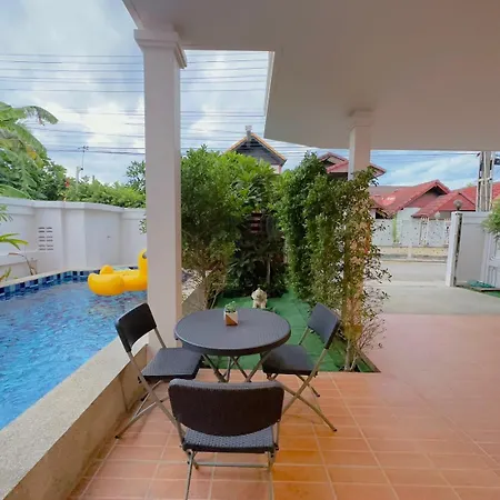 Rosewood Pool 6 4* Pattaya