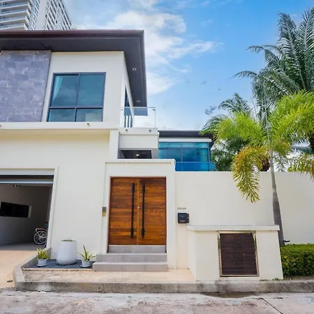 วิลล่า Hollywood Luxury Poolvilla Walking Street 4 Bedrooms