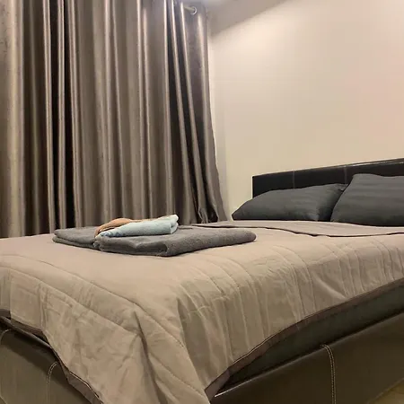 Arcadia 网红水系公寓一房 View 专业的健身房 桑拿 中心位置 交通便利 Smart Tv Wifi * Pattaya
