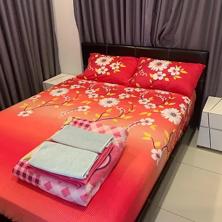 豪华两房两卫2 Bedrooms 2 Bathrooms 泳池公寓arcadia 靠近步行街 生活便利