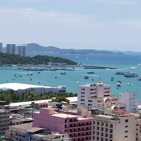 Apartment The Base Prime - Pattaya