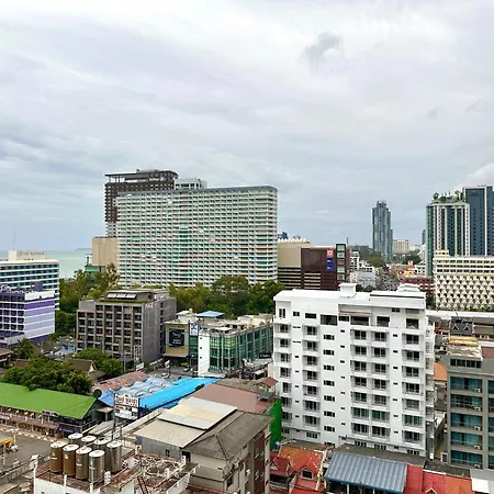 อพาร์ทเม้น The Edge By Pattaya
