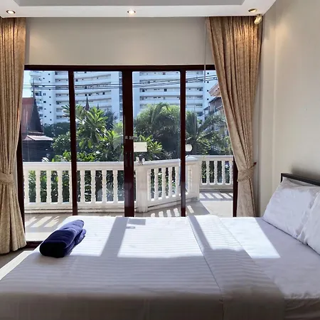 Blooming Hill Boutique โรงแรม Pattaya