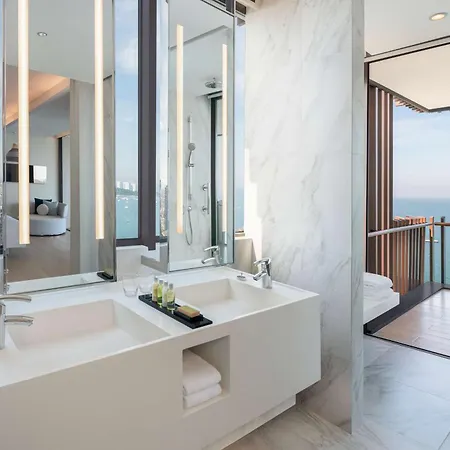Resort Hilton