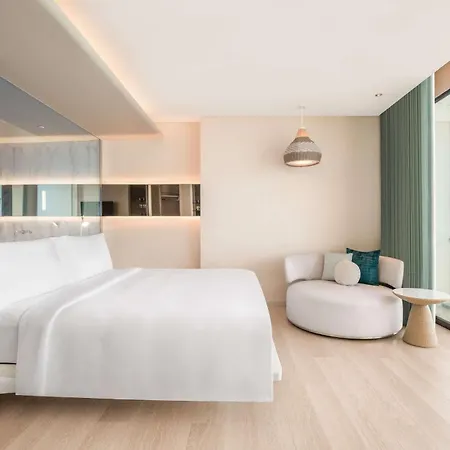 รีสอร์ท โรงแรมฮิลตัน พัทยา - Sha Extra Pattaya