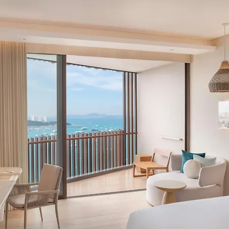 Hilton Resort 5*