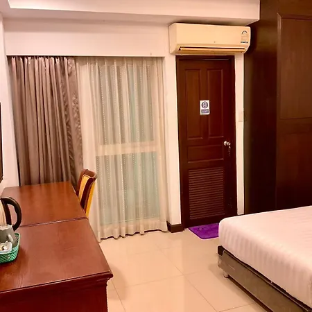 โรงแรม โสตา เรสซิเด้นซ์