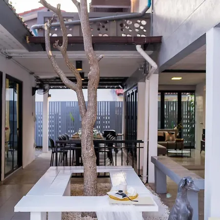 Charming House Poolvilla Villa