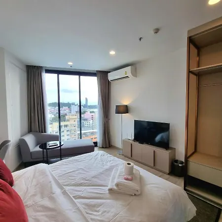 Edge Near Walking Street Pattaya