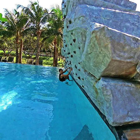 Unixx Near Walking Street * Pattaya
