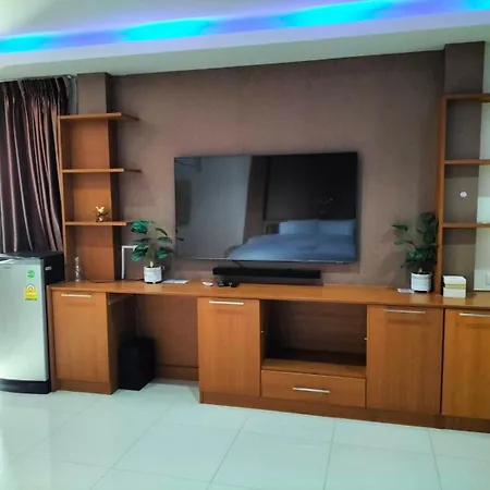Lagoon 5 Bedroom Pool Villa Pattaya