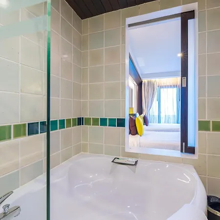 โรงแรม Sunbeam 4*