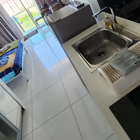 Center Apartment *