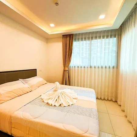 Apartment Arcadia Continental 2 Bedroom Fast Internet Jacuzzi Waterfall Pattaya