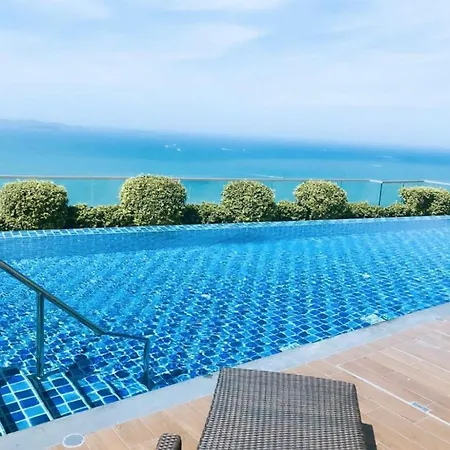 The Peak Towers Cozy Studio Flat Apartment *