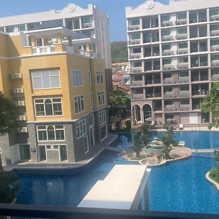 豪华度假泳池景观房 Arcadia Pattaya