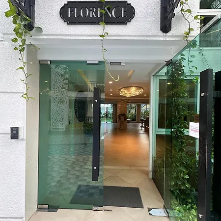 Cozy 1 Bedroom Near Walking Street With Pool And Gym Apartment