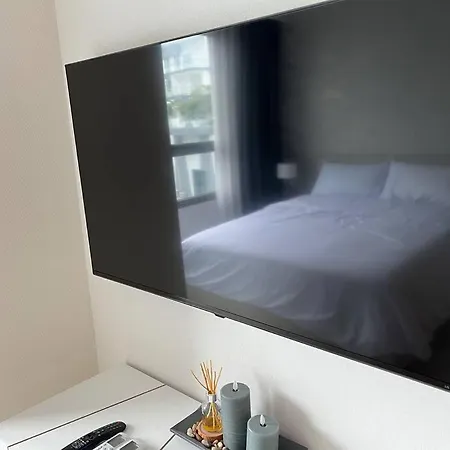 Retreat Deluxe: Poolview 2 Bed - Arcadia Apartment Pattaya